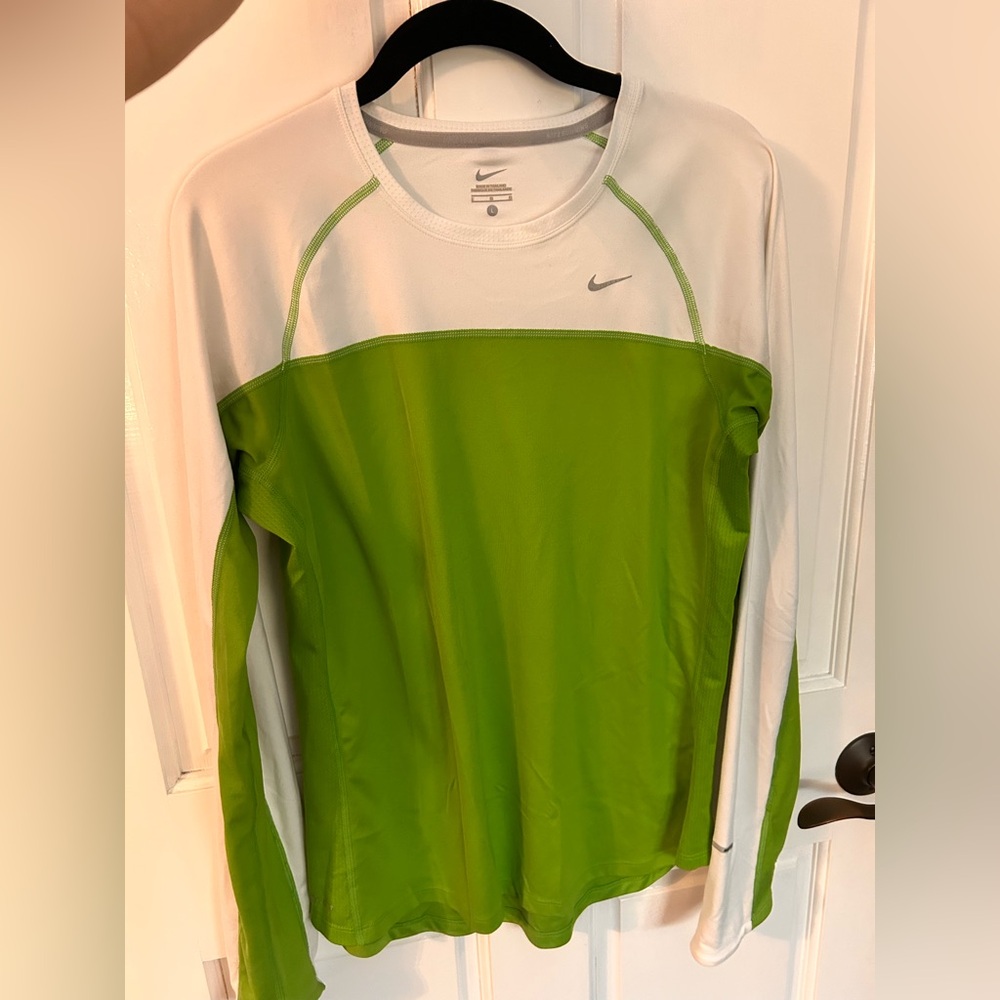 Nike White and Green Crew Neck Shirt